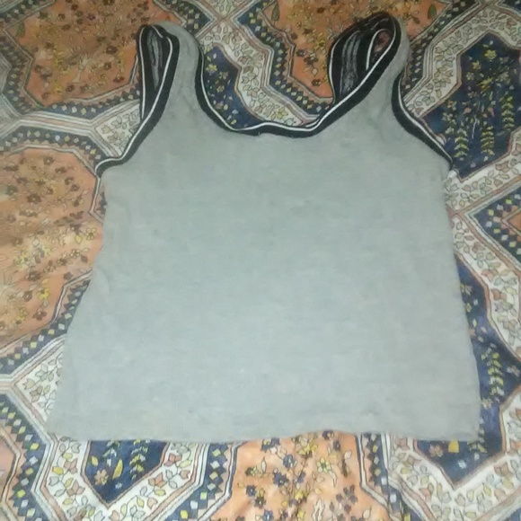 3/$10 Ribbed Crop Top - Picture 2 of 3